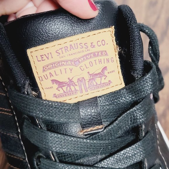 Levi Strauss Classic Black Sneaker Men Round Toe Vegan Faux Leather Lace Up 7.5 - Picture 4 of 9